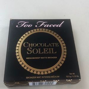 Too faces bronzer chocolate soleil